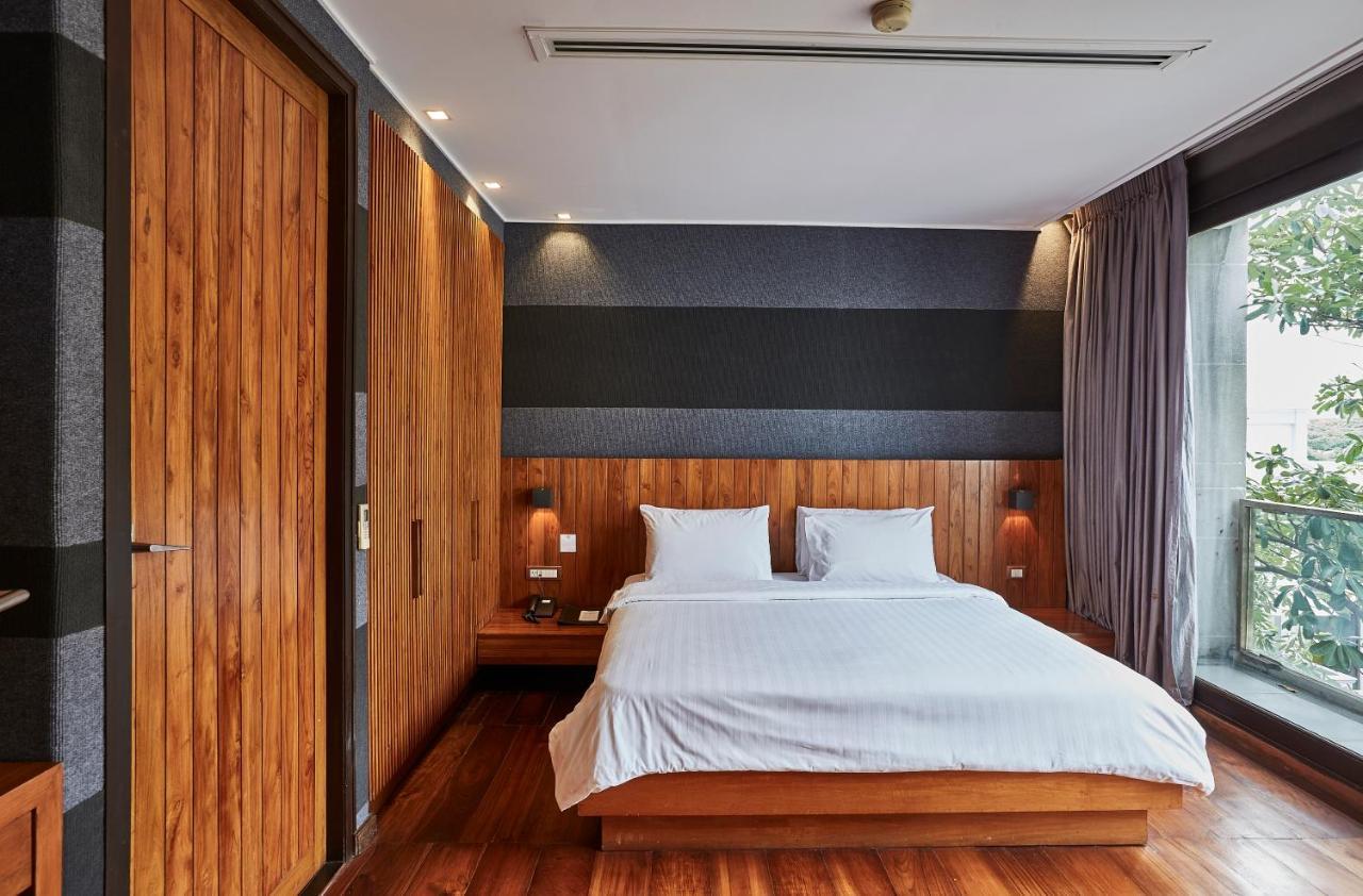 Luxx Langsuan Hotel - Sha Plus Bangkok Dış mekan fotoğraf