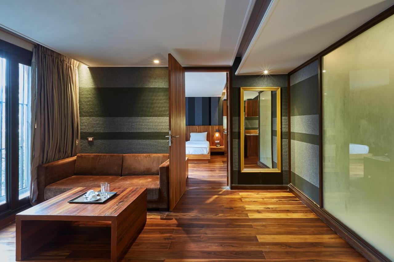 Luxx Langsuan Hotel - Sha Plus Bangkok Dış mekan fotoğraf
